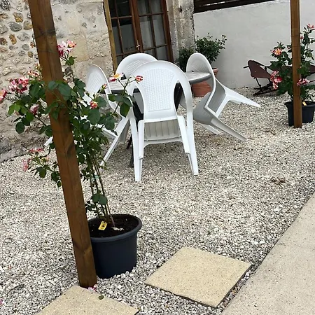 Bed & Breakfast La Grange With Private Pool *